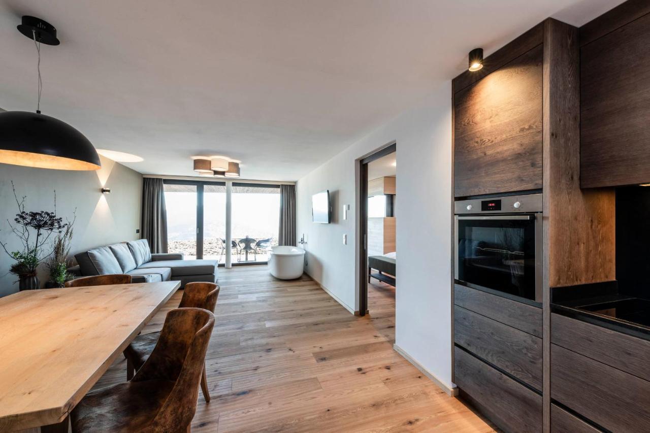 Aparthotel Panorama Living Dolomites マランツァ エクステリア 写真